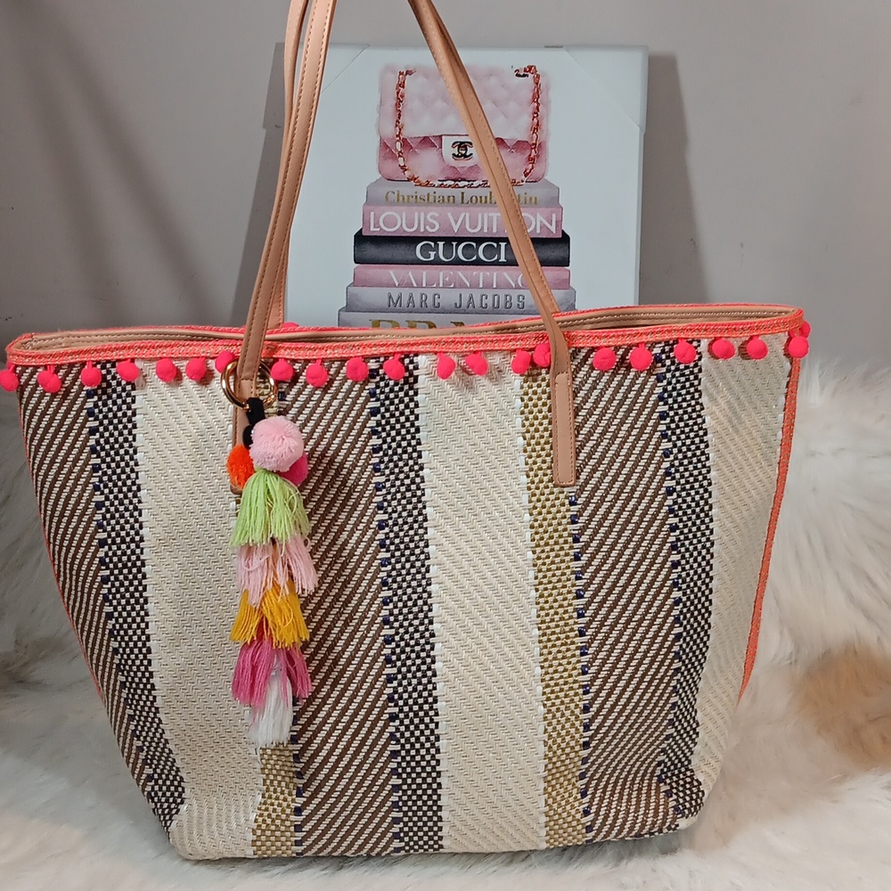 Sondra Robert's Squared Bag